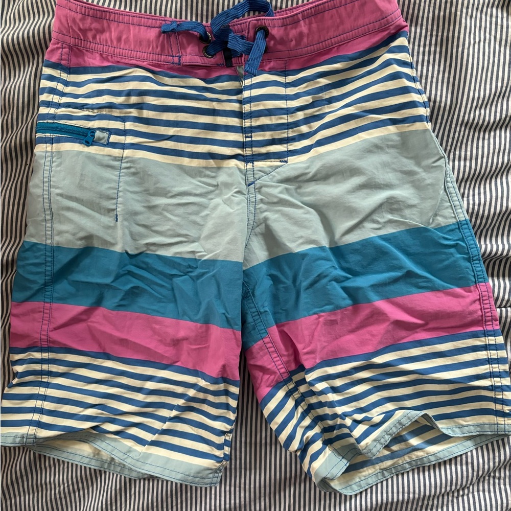 Boys Patagonia wayfarer board shorts
